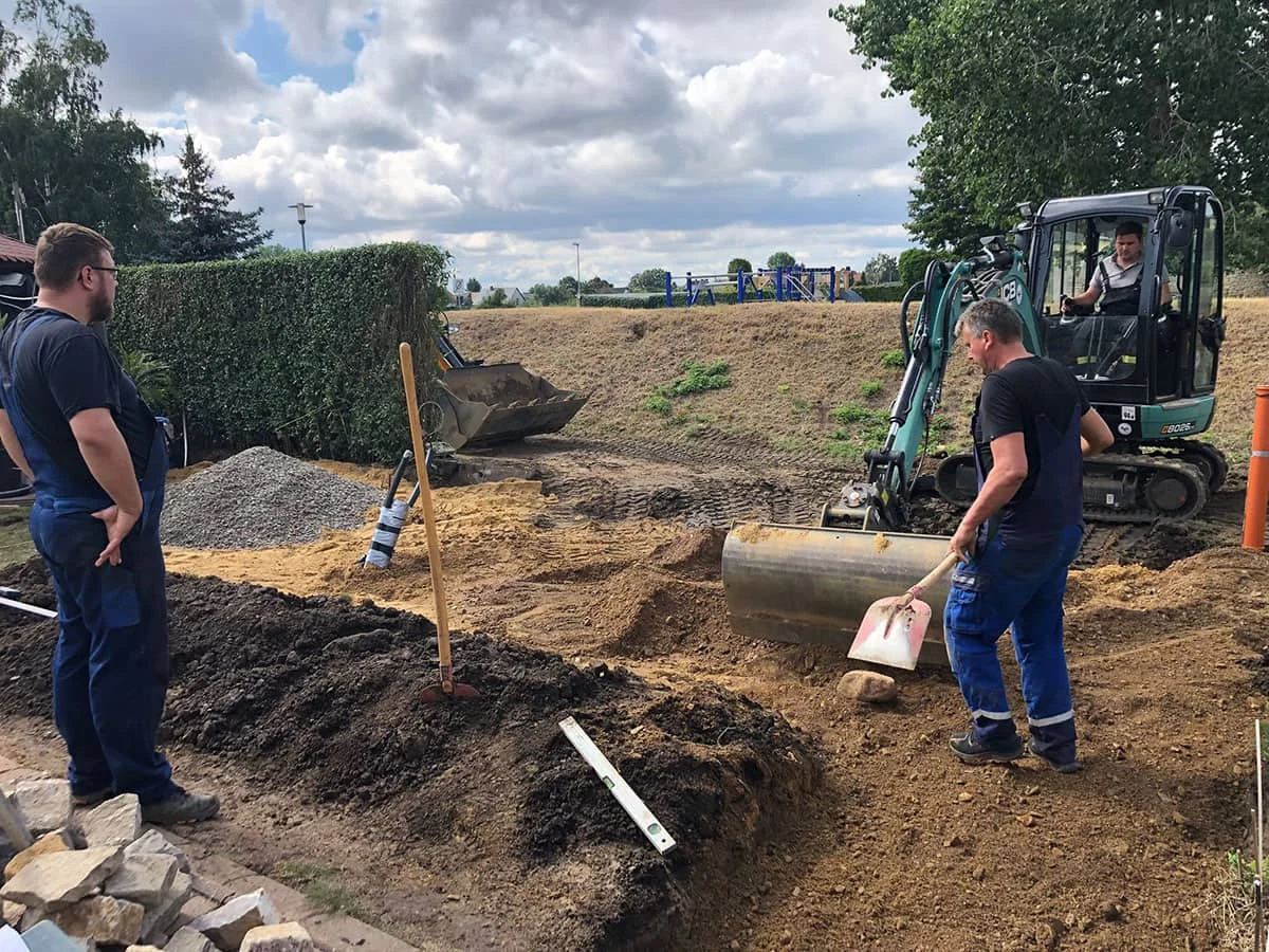 Perustustyöt ja työkalut